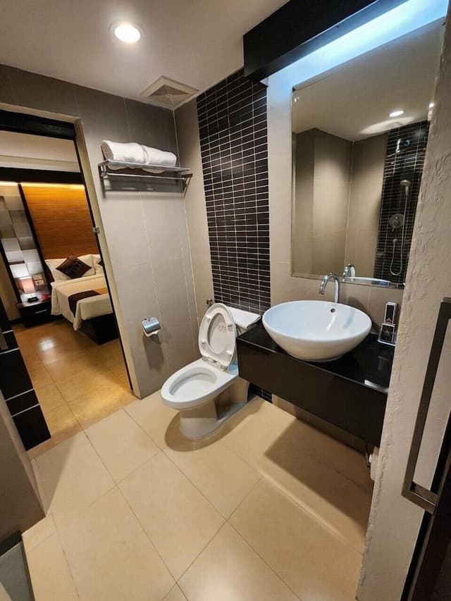 Deluxe Suite