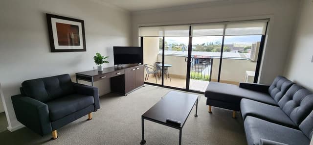 Deluxe Two-Bedroom Apartment