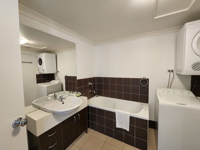 Deluxe Two-Bedroom Apartment
