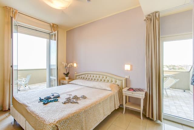 Queen Room with Sea View
