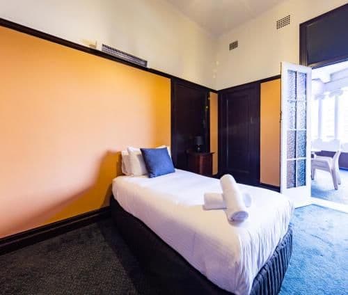 Single Room with Shared Bathroom