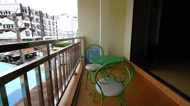 Deluxe Triple room with Balcony