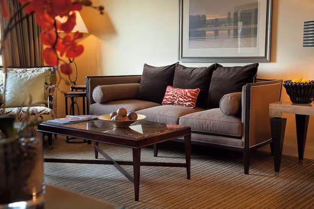 Suite, 1 King Bed, Accessible, Fireplace