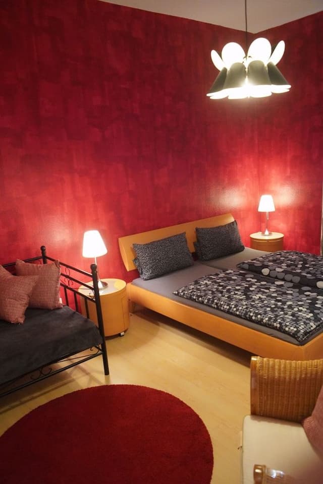 Grand Apartment, 2 Bedrooms (90 m2)