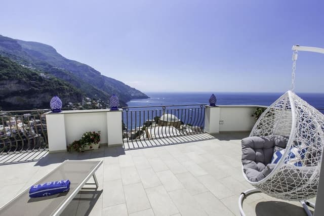 Villa, Smoking