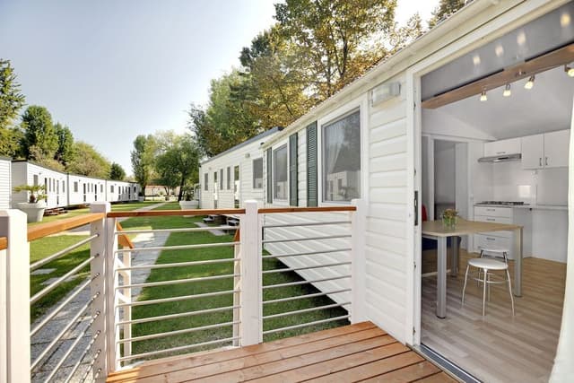 Deluxe Mobile Home, 2 Bedrooms, Accessible