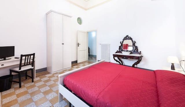 Double or Twin Room, Shared Bathroom