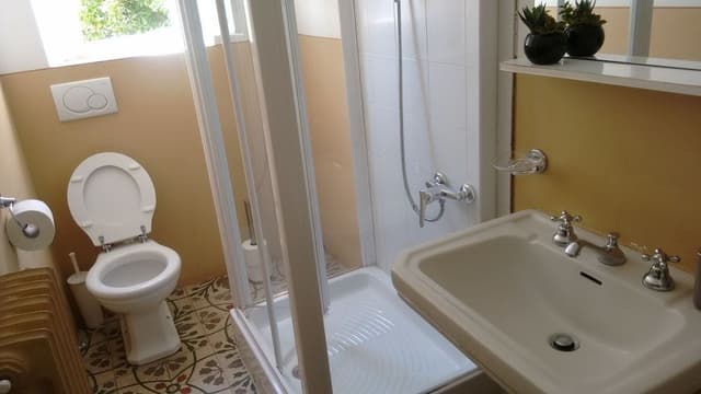 Double or Twin Room, Shared Bathroom