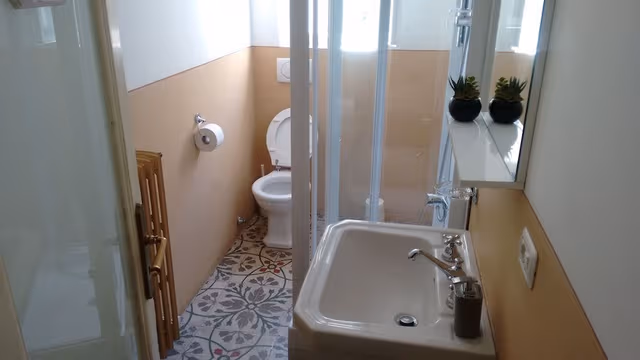 Double or Twin Room, Shared Bathroom