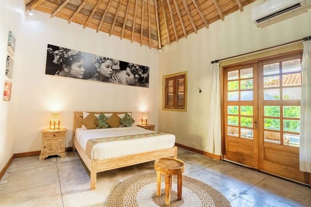 Deluxe Villa