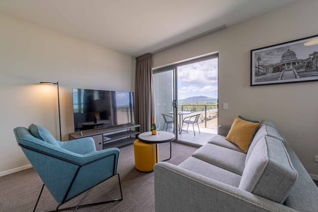 Apartment, 2 Bedrooms, Balcony, River View