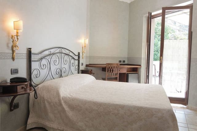 Comfort Double or Twin Room
