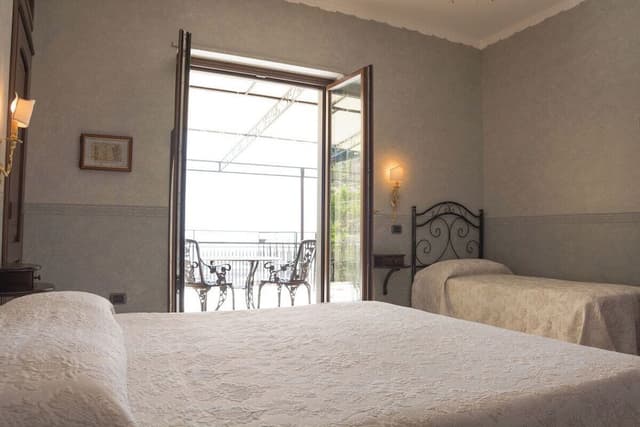 Comfort Triple Room