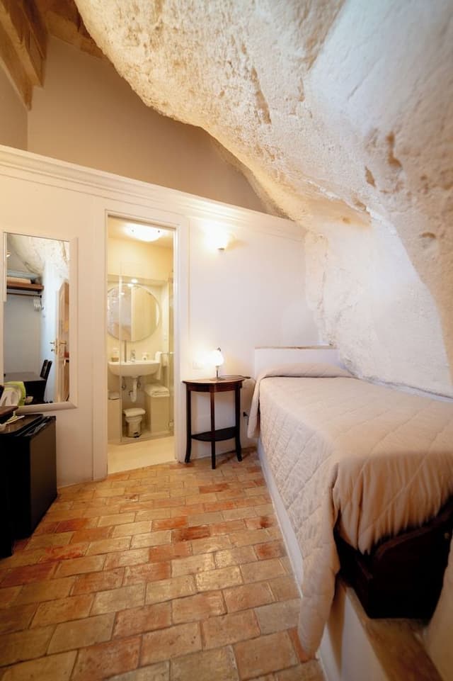 Economy Single Room