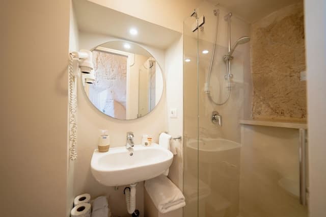 Economy Single Room