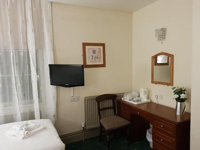 Family Suite, Ensuite