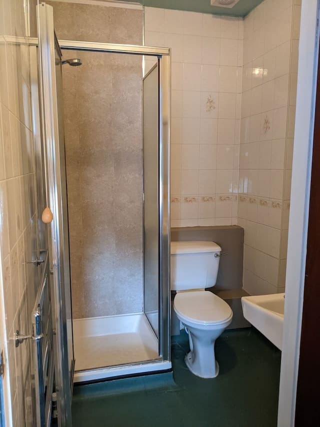 Family Suite, Ensuite