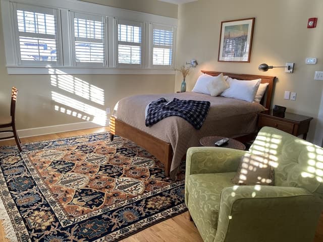 Room, 1 Queen Bed, Fireplace