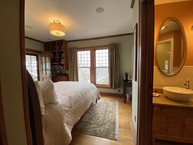 Room, 1 Queen Bed, Balcony