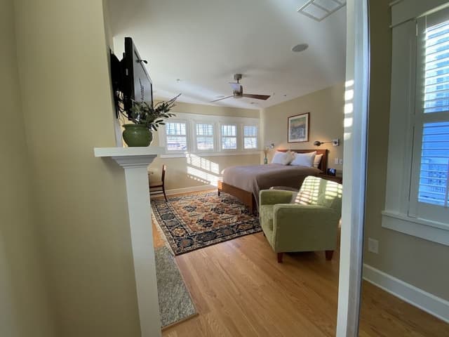 Room, 1 Queen Bed, Fireplace