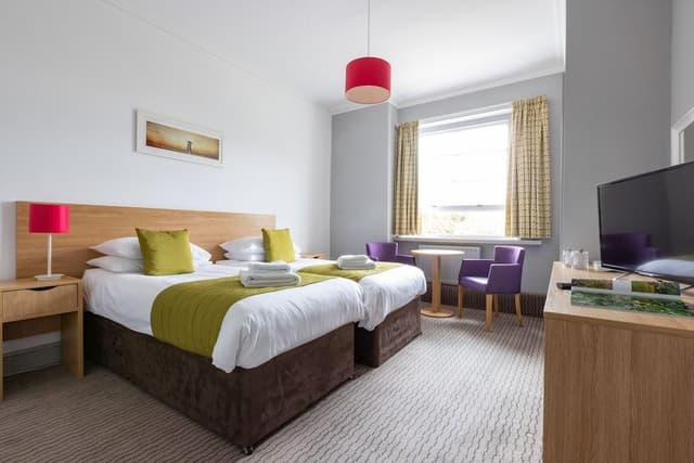 Classic Twin Room