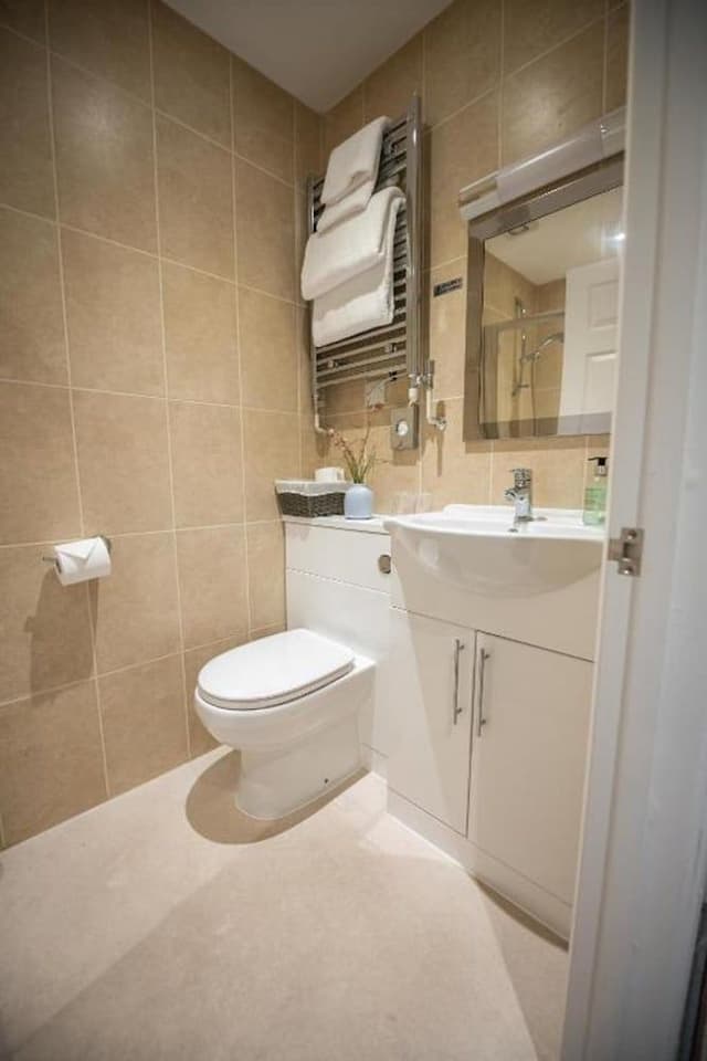 Economy Twin Room