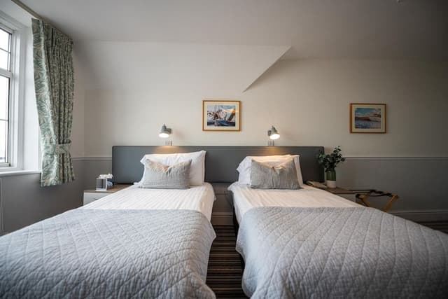 Economy Twin Room, Sea View