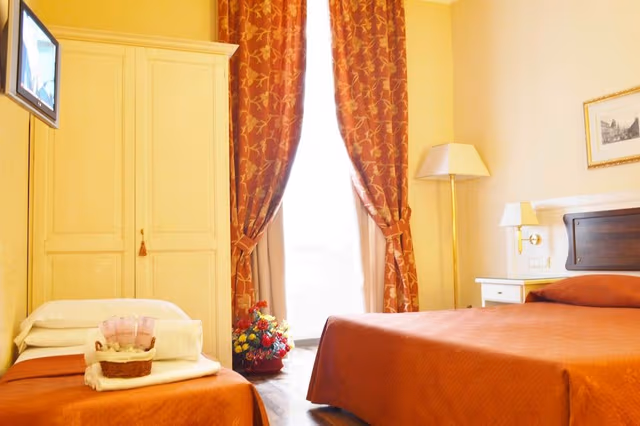 Triple Room