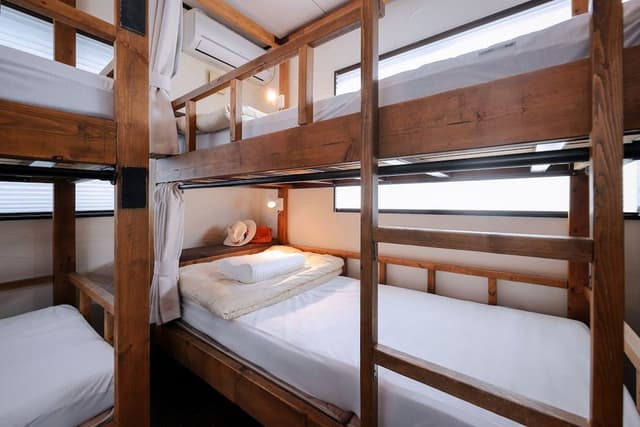 Room with 2 BunkBeds, Non Smoking