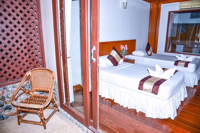 Standard Sea View Twin Beds with Fan