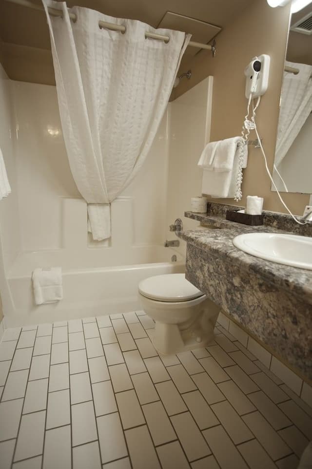 Room, 2 Queen Beds