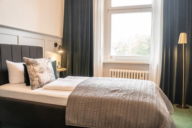 Standard Single Room