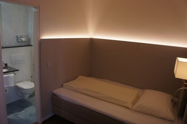 Classic Single Room