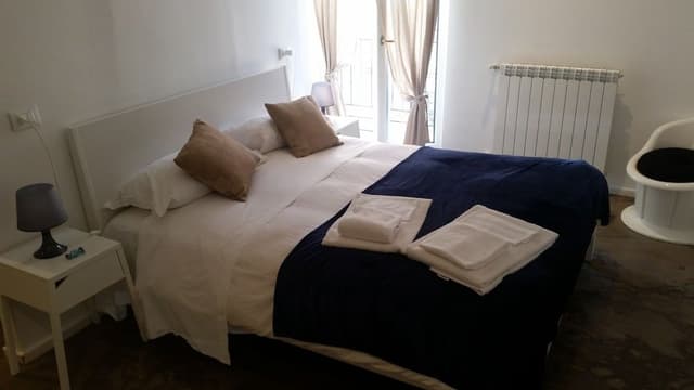 Suite, Balcony