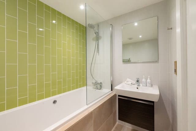 Double or Twin Room, Lake View (Junior Suite 3 (Dog Friendly))