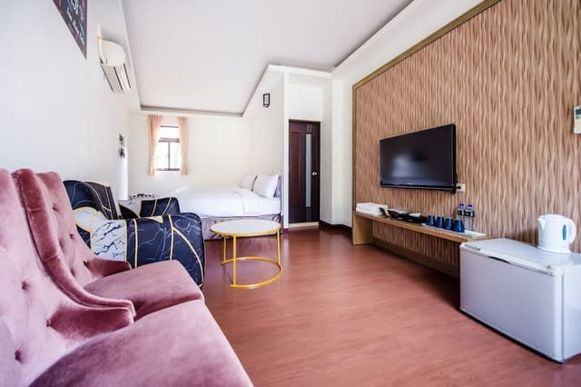 Garden View Quadruple Room
