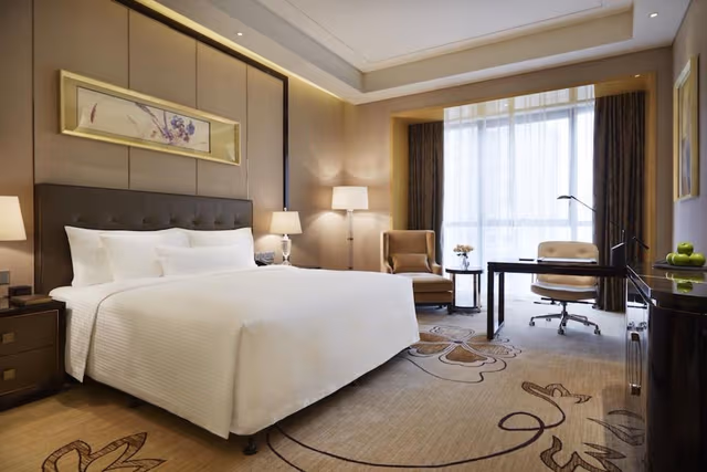 Executive Room, 1 King Bed