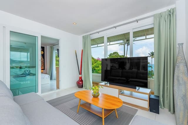 Penthouse 2-Bedroom Suite with Sea View