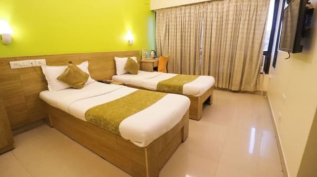 Deluxe Double or Twin Room