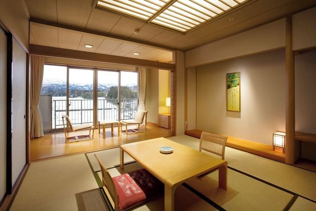 Traditional Room, Shared Bathroom, Mountain View