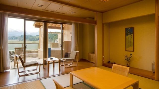 Twin Room, Private Bathroom