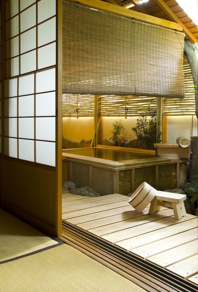 Connecting Japanese Room with Open-air Bath