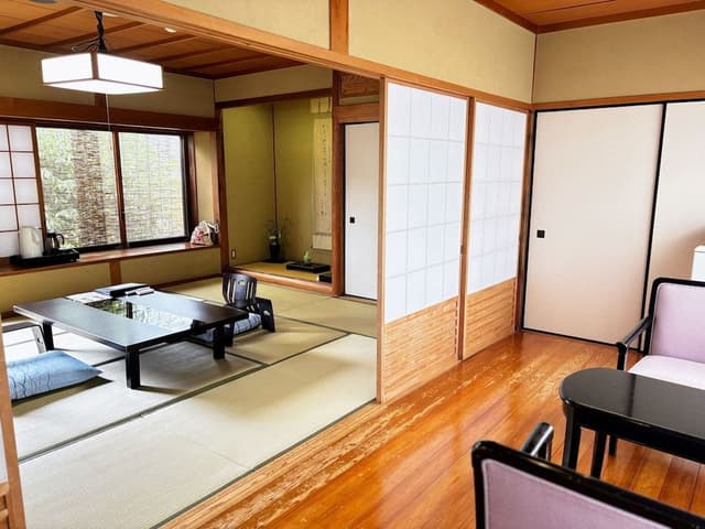 Japanese Room (10 Tatami Mat)