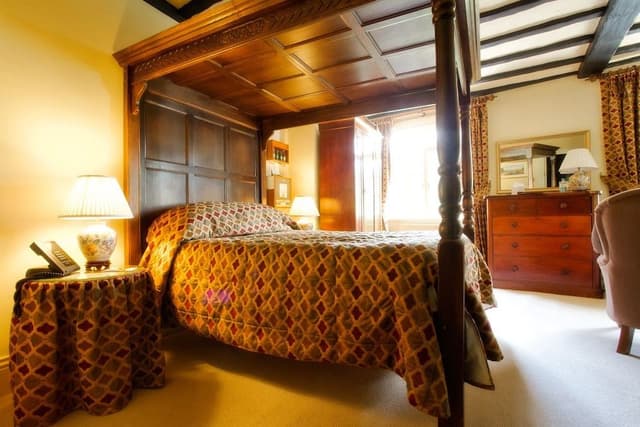 Double Room (Four Poster)