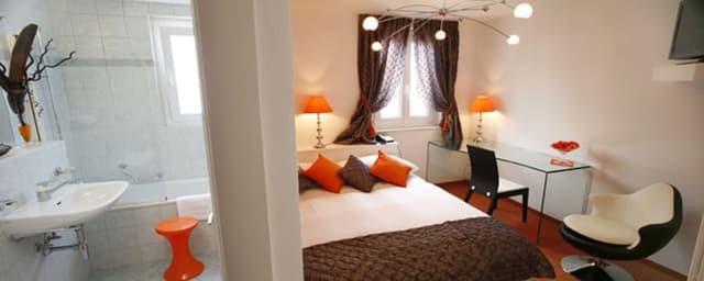 Double or Twin Room, Partial Lake View