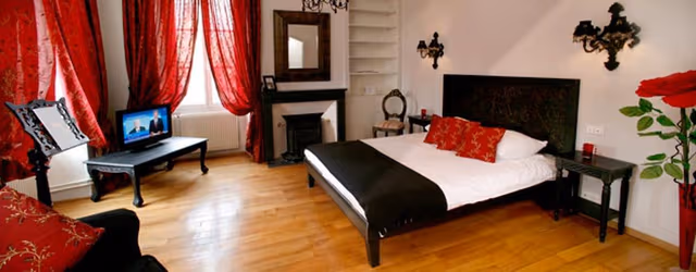 Suite, Partial Lake View