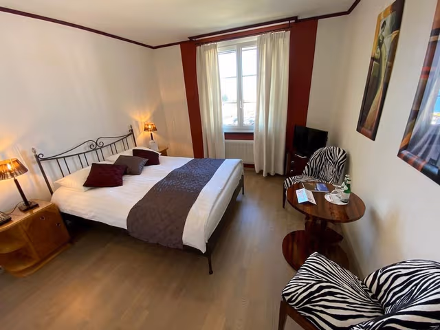 Double or Twin Room, Partial Lake View
