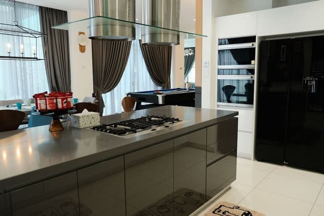 3-Bedrooms Bungalow Residence with Private Pool