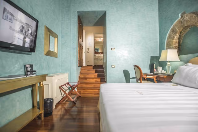 Deluxe Room (Tower with Jacuzzi)