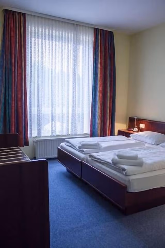 Basic Double Room
